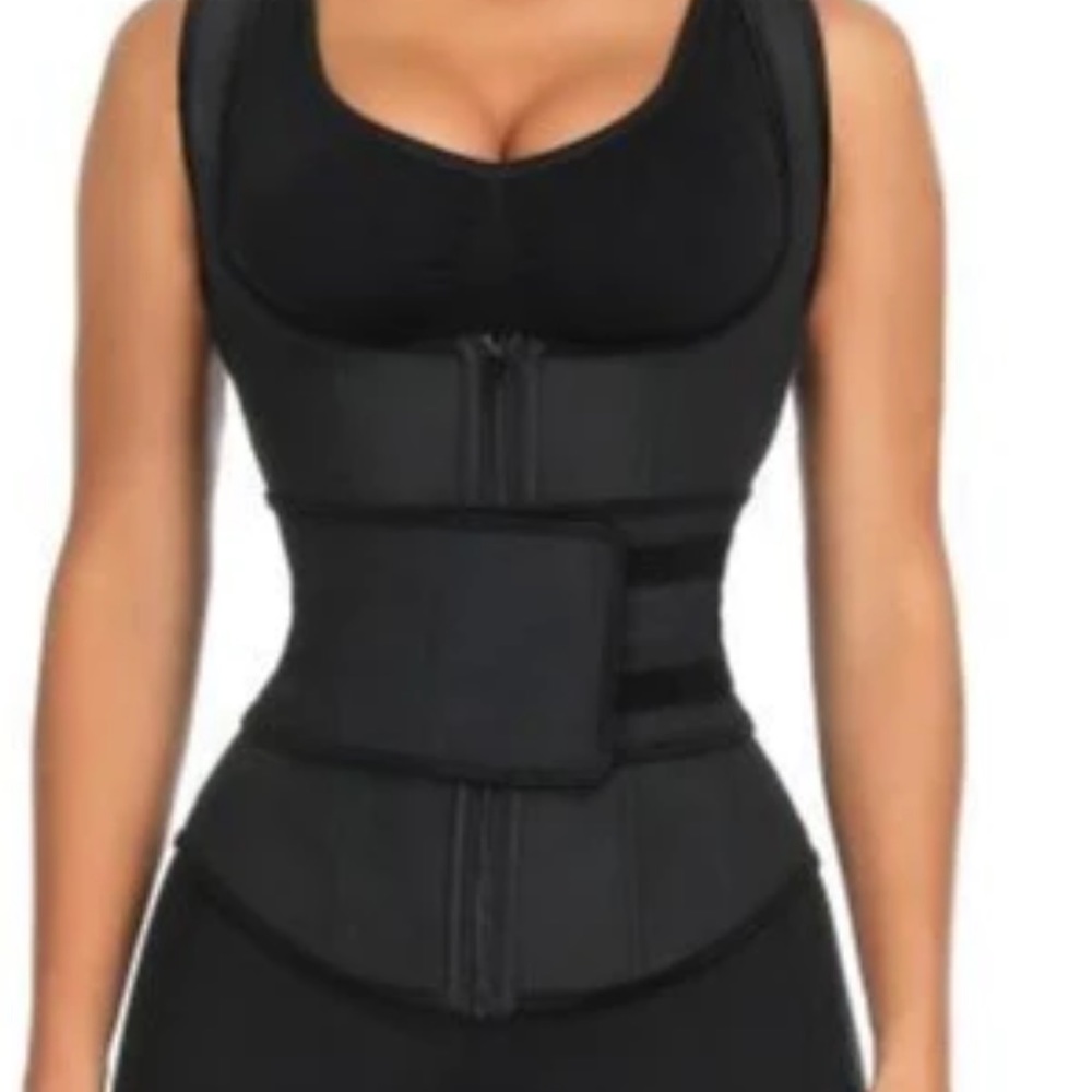 NWOT - Figura Nueva Sculpting Latex Vest